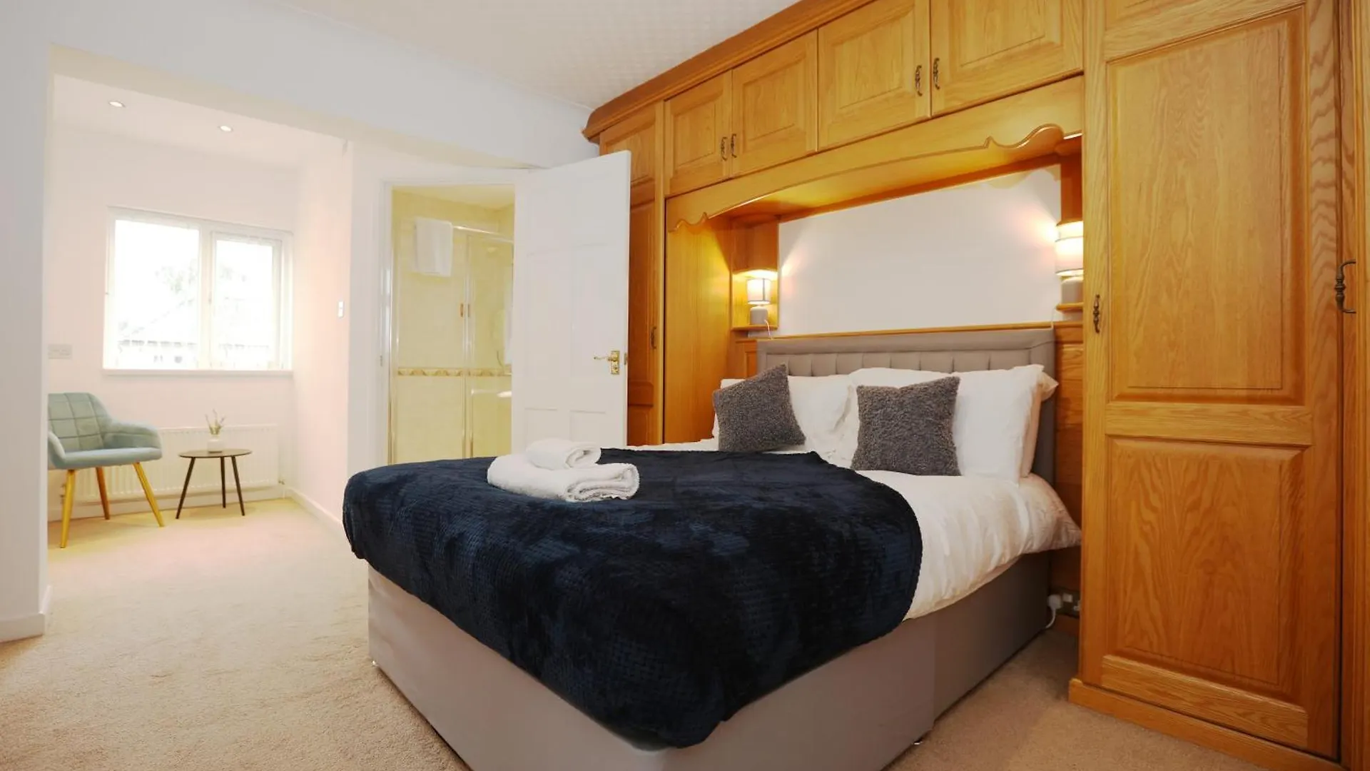 Apartment Hollybush House, Huge Disc For Monthly Stays, Great Location, Free Parking Cardiff United Kingdom